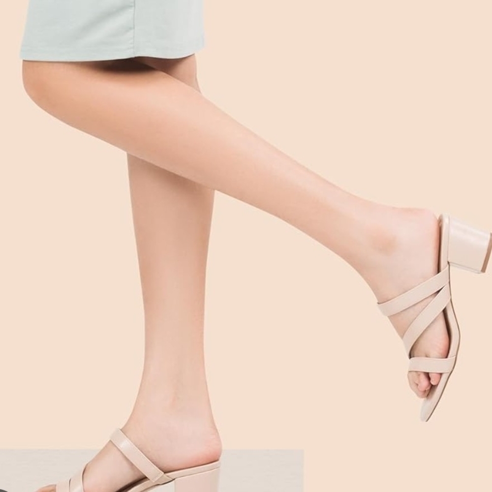 LC Lauren Conrad Cream Women's Mules